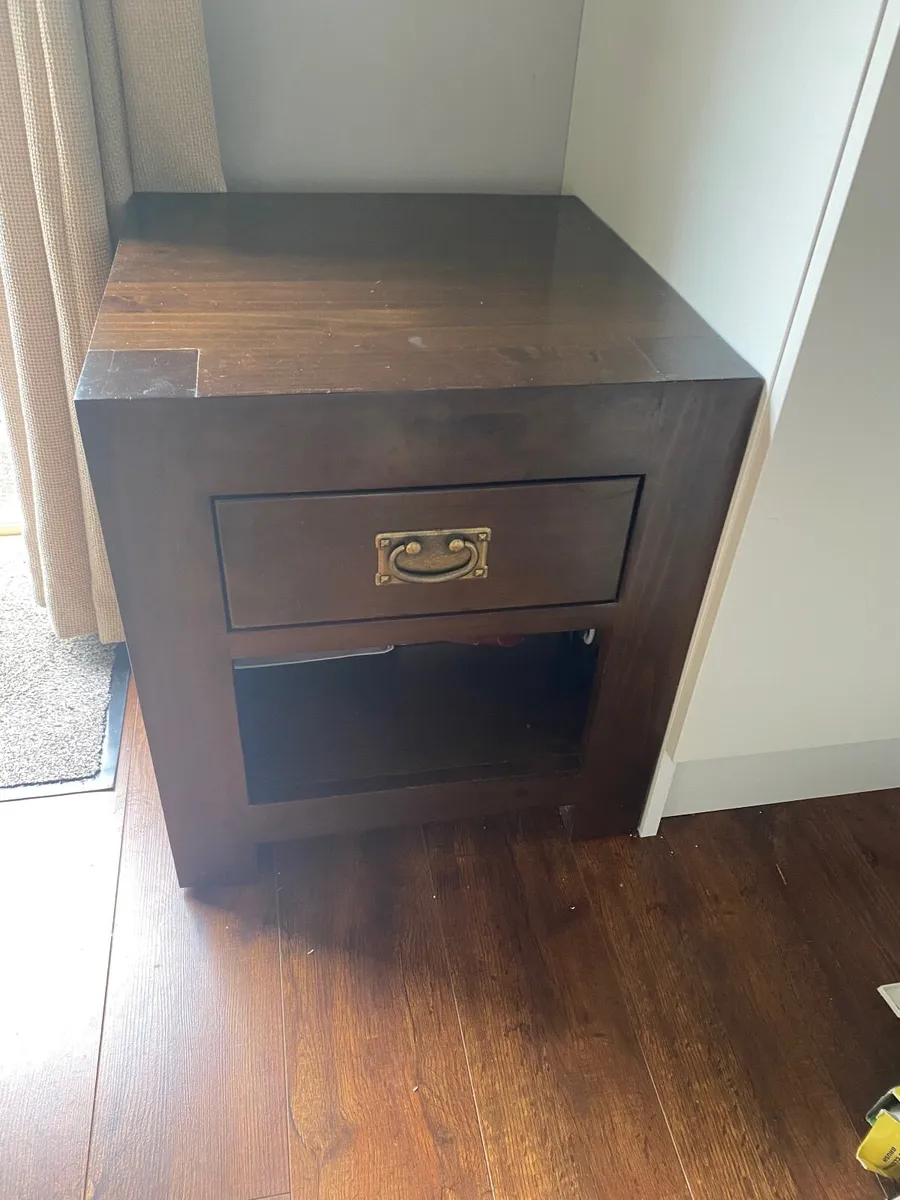 Side table - Image 1