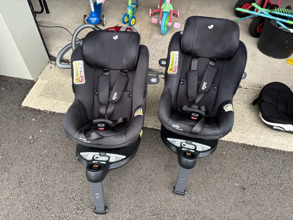 Child car seat - Image 1