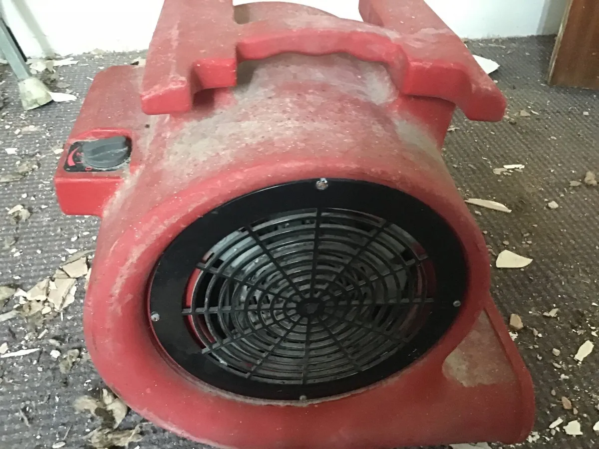 Sealed blower dryer - Image 2