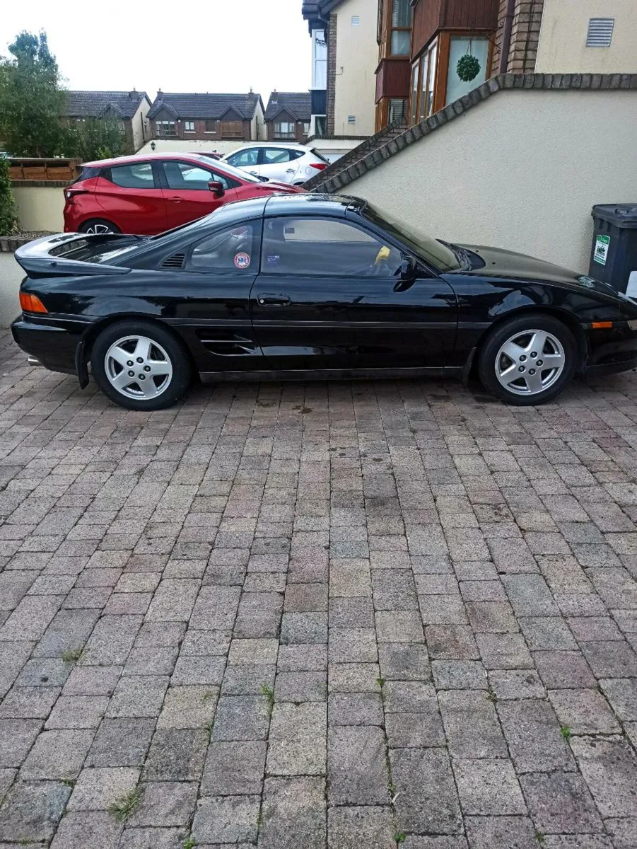 Toyota mr2 - Image 1
