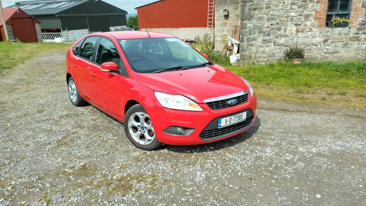 Ford Focus 2011 - Image 1
