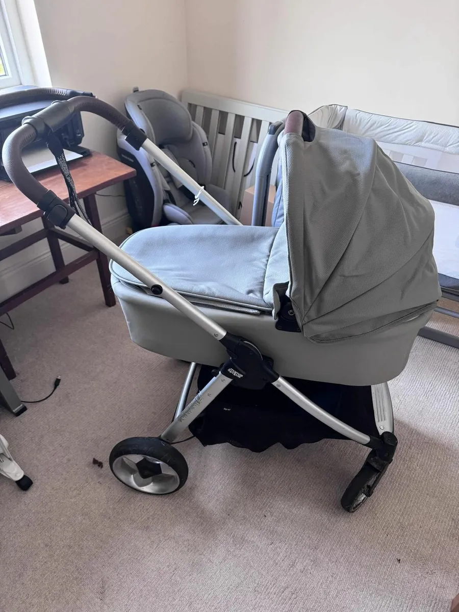 Baby/Toddler Equipment - Pram, Car Seat and Crib - Image 2