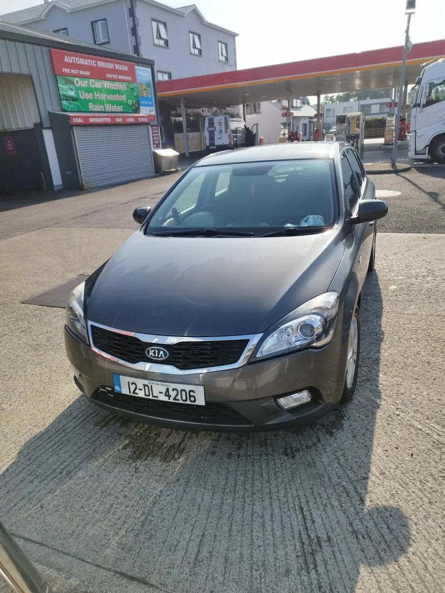 Kia Ceed 2012 - Image 1