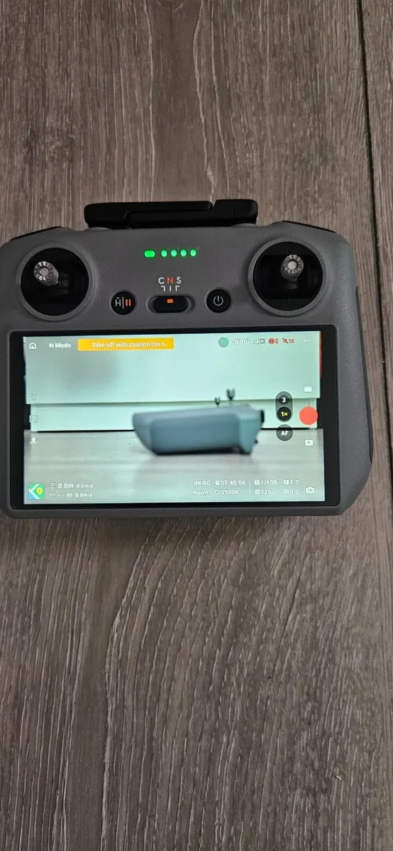 Drone DJI Air 3 - Image 3
