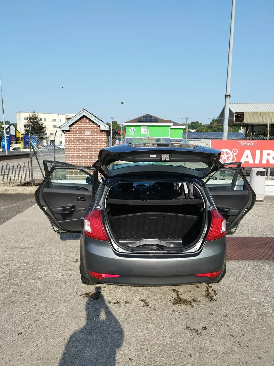 Kia Ceed 2012 - Image 3