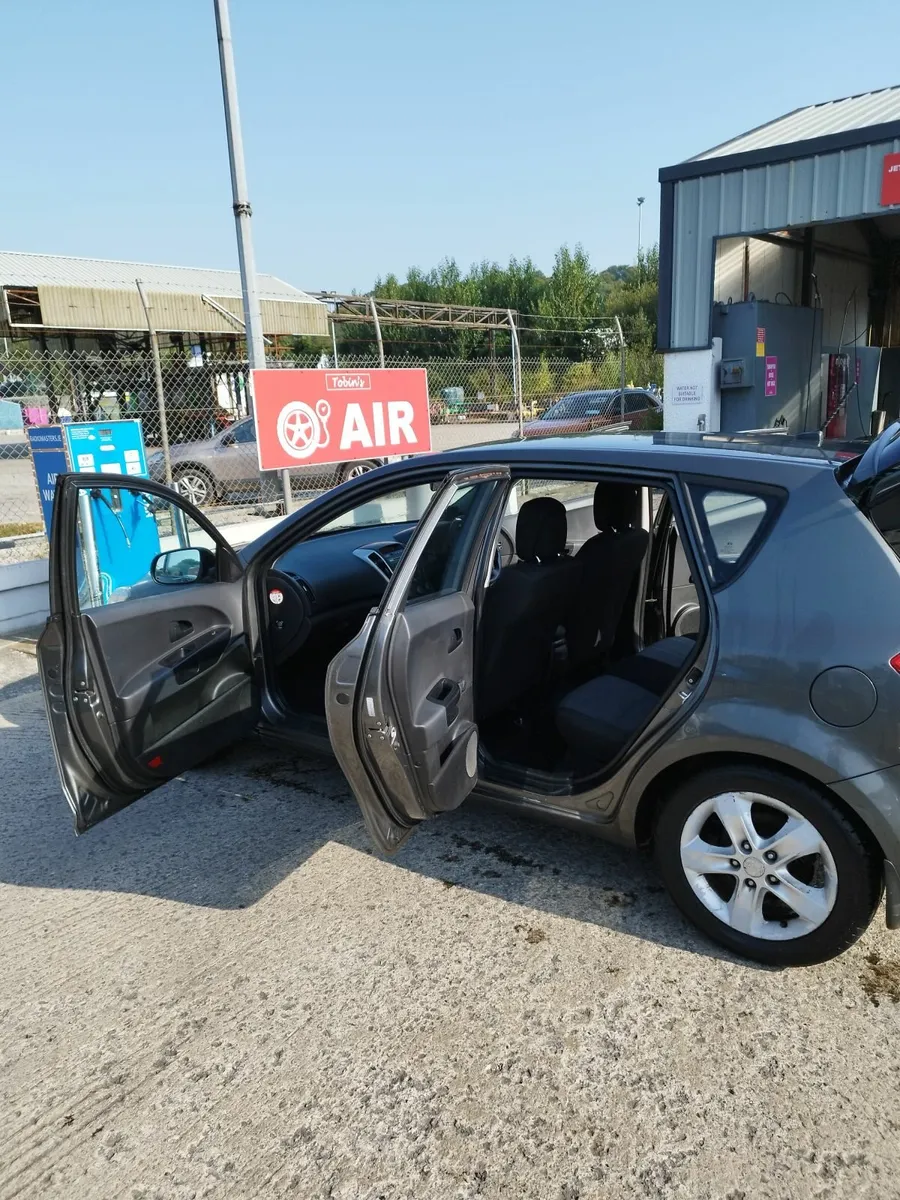 Kia Ceed 2012 - Image 4