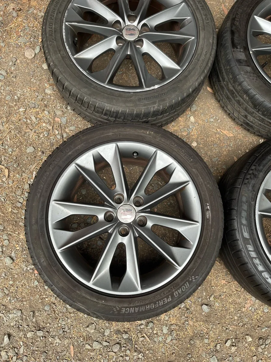 16’ Genuine Seat Vw Polo 5x100 alloy wheels - Image 3