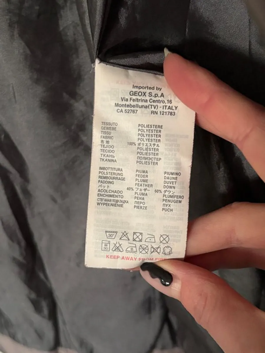 GEOX Respira Down Coat in great condition - Image 4