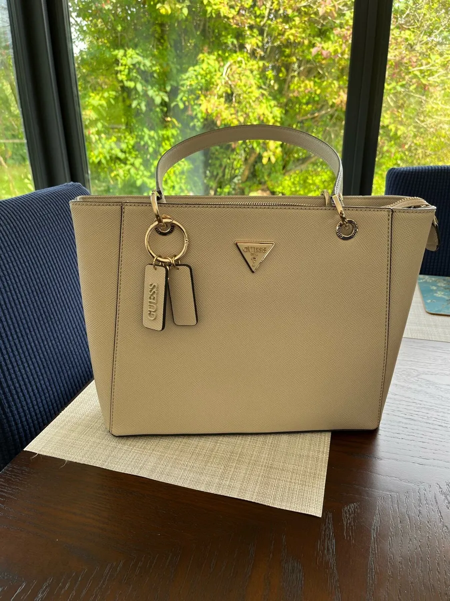 Ladies handbags - Image 1
