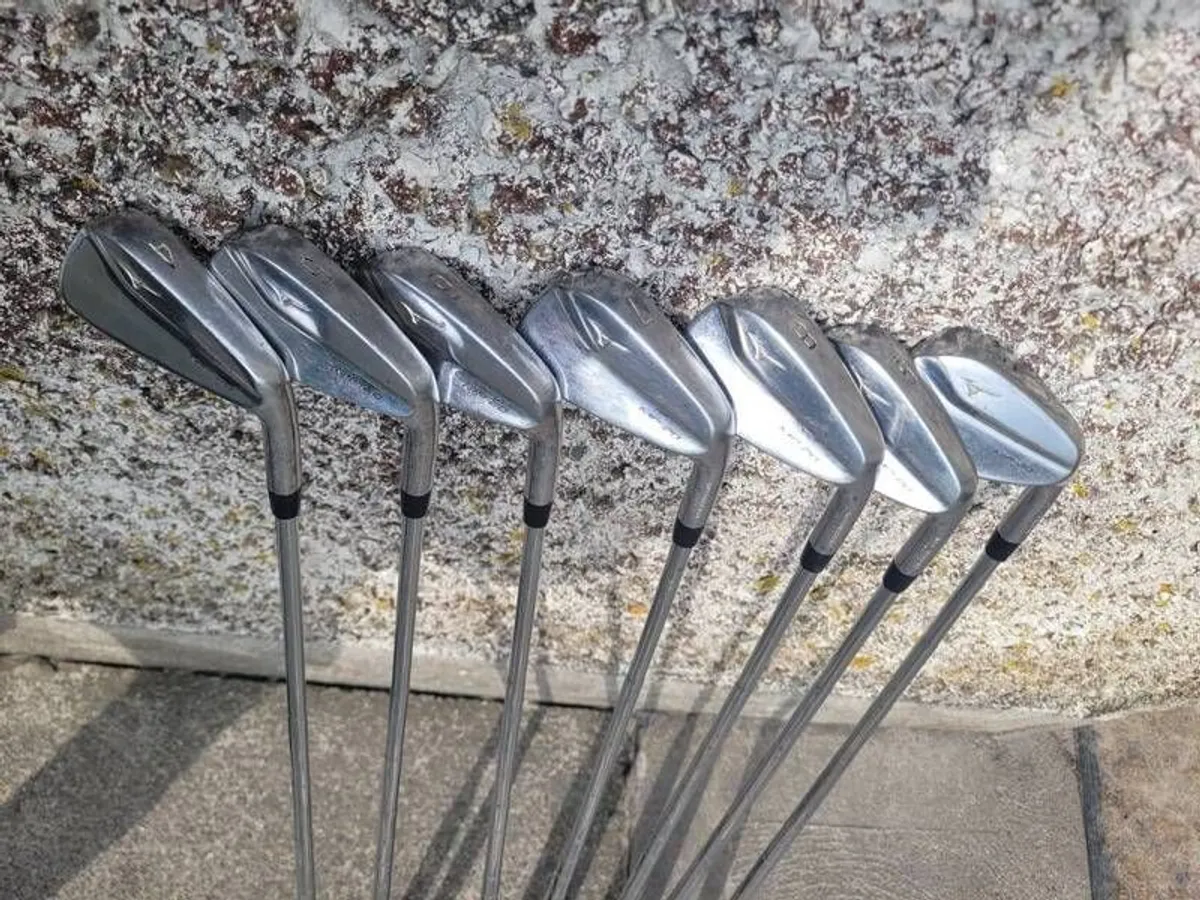 Golf Clubs - Image 4