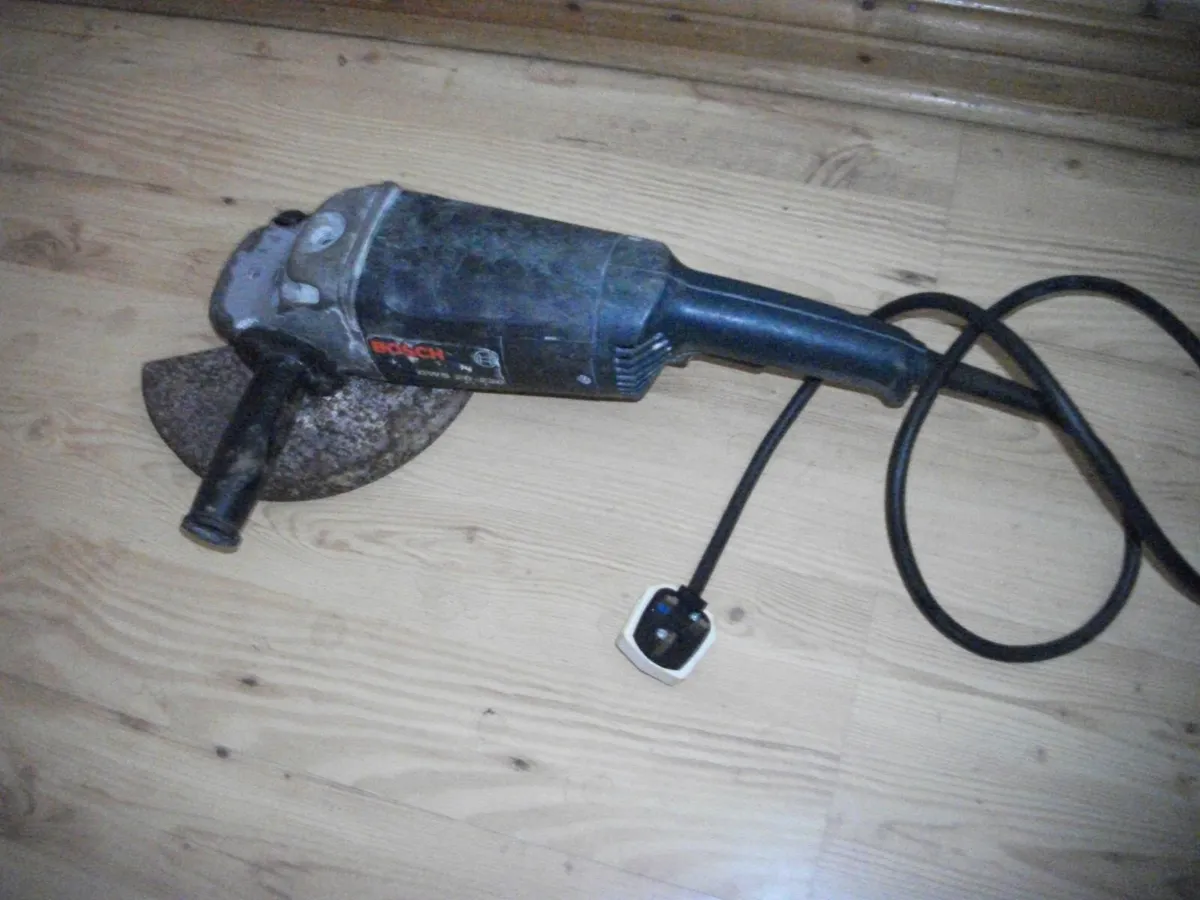 Bosch  9'' angle grinder GWS 20 / 230 - Image 1
