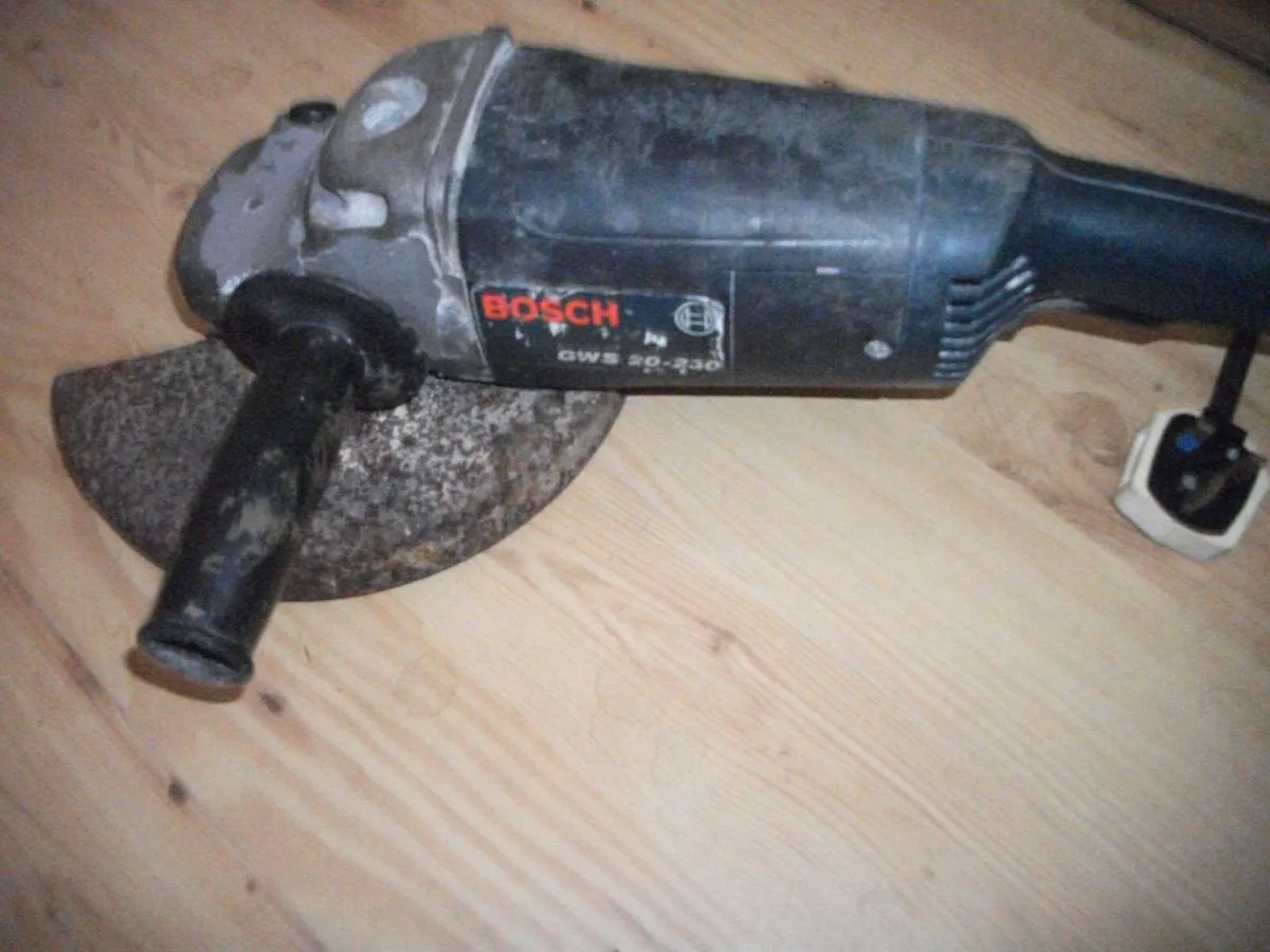 Bosch  9'' angle grinder GWS 20 / 230 - Image 2