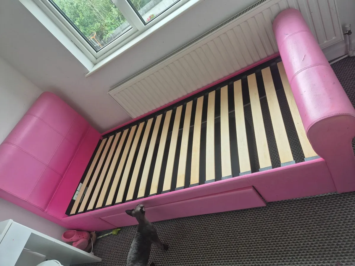 Single bed - Image 4