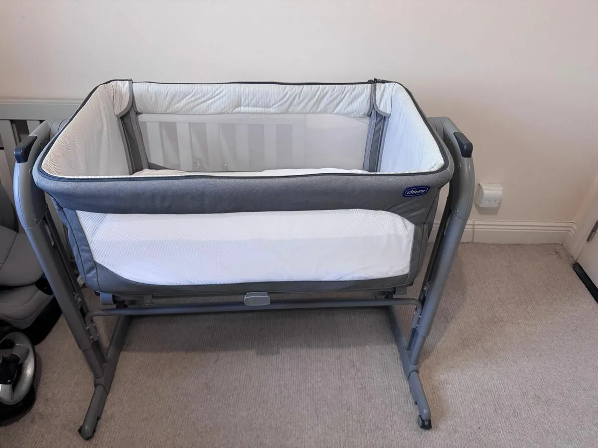 Baby/Toddler Equipment - Pram, Car Seat and Crib - Image 4