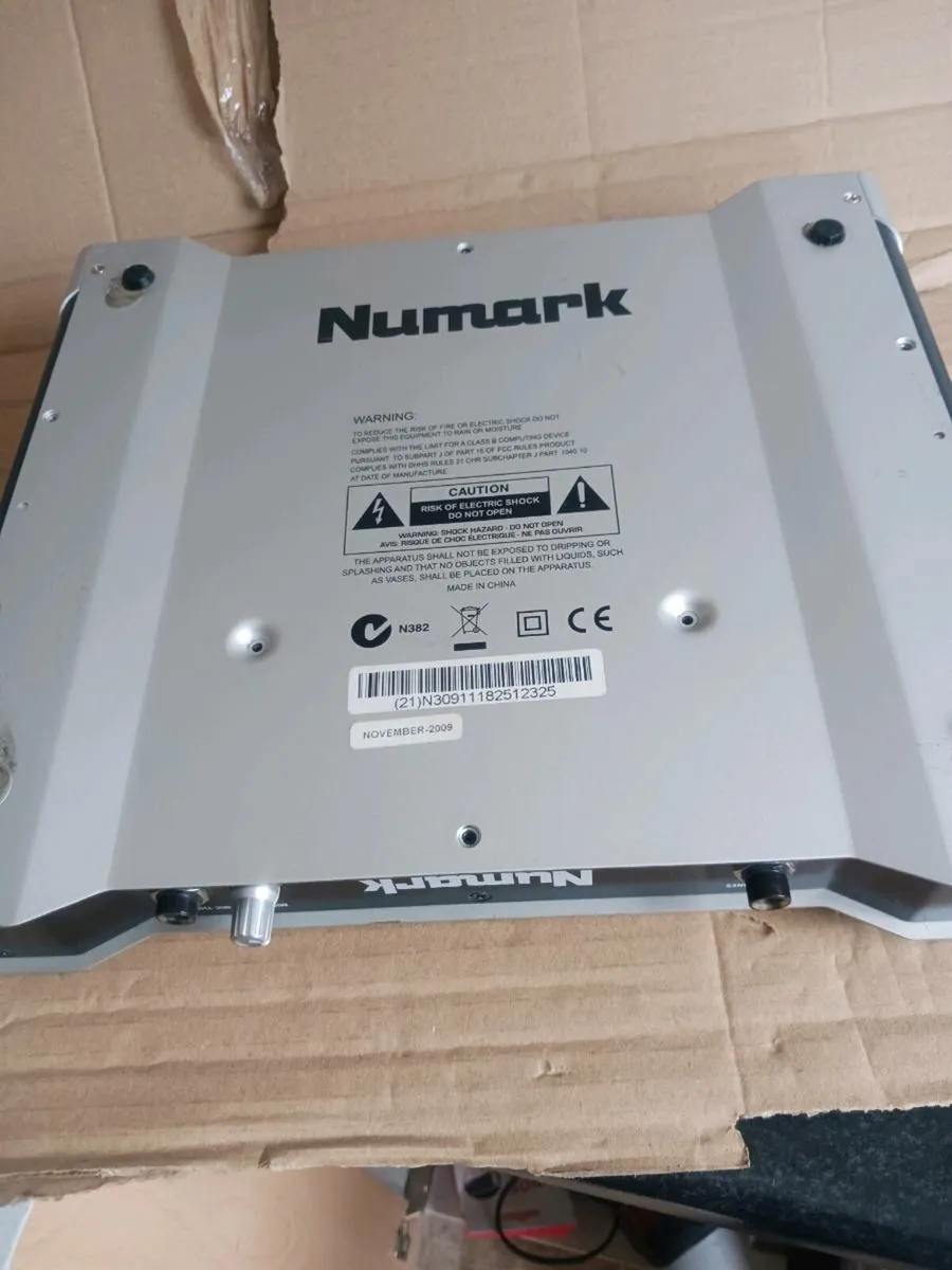 Numark omini DJ Controller - Image 3