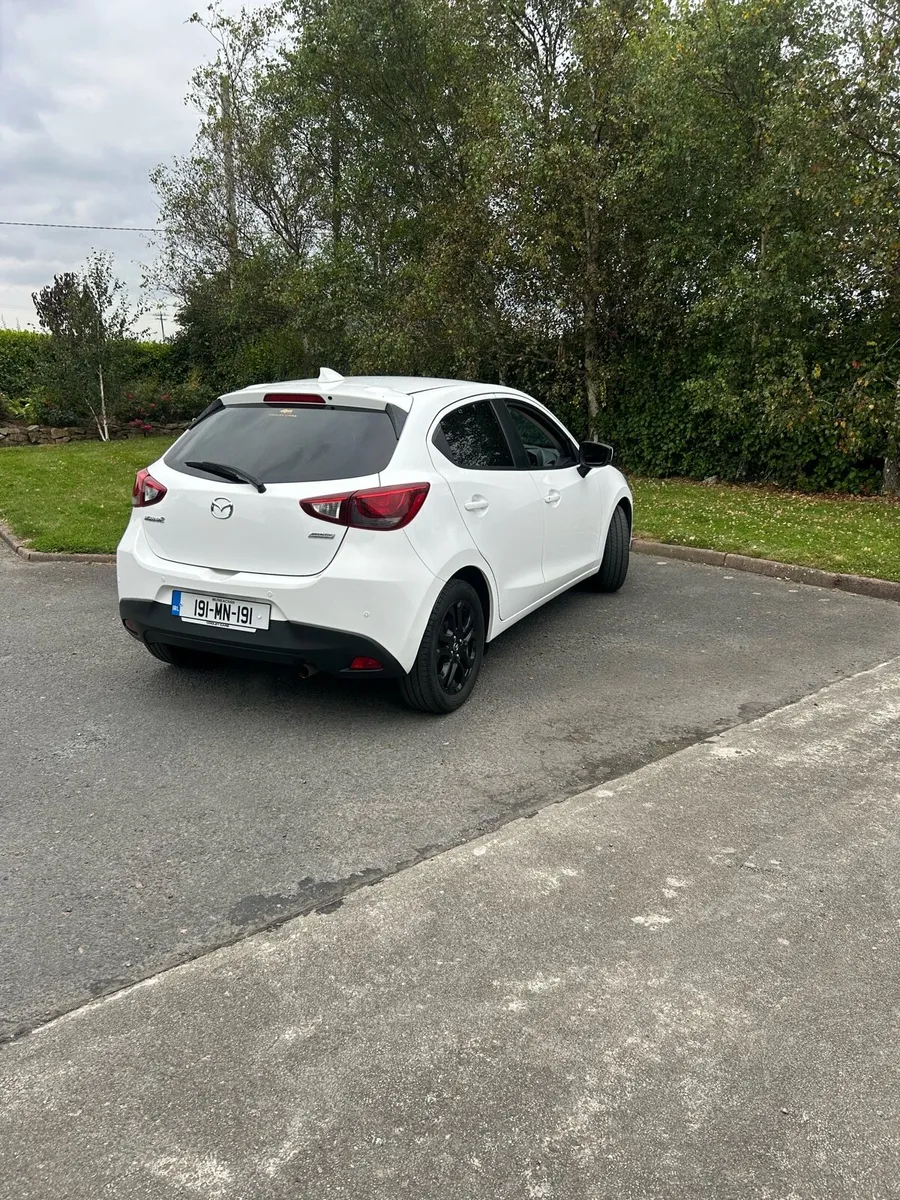Mazda 2 - Image 3