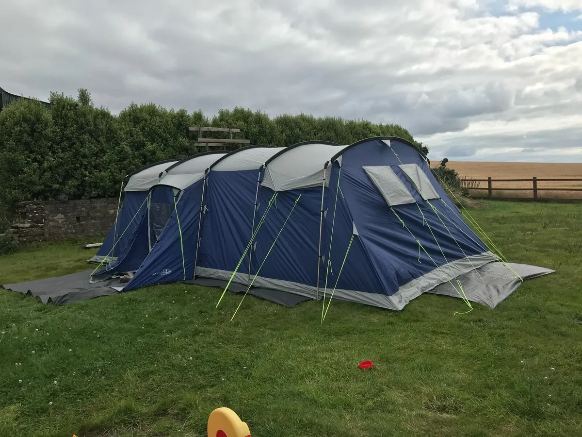 Tent - Image 1