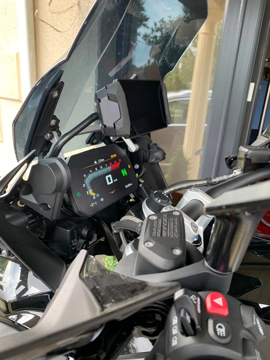 Garmin Zumo XT - Image 2