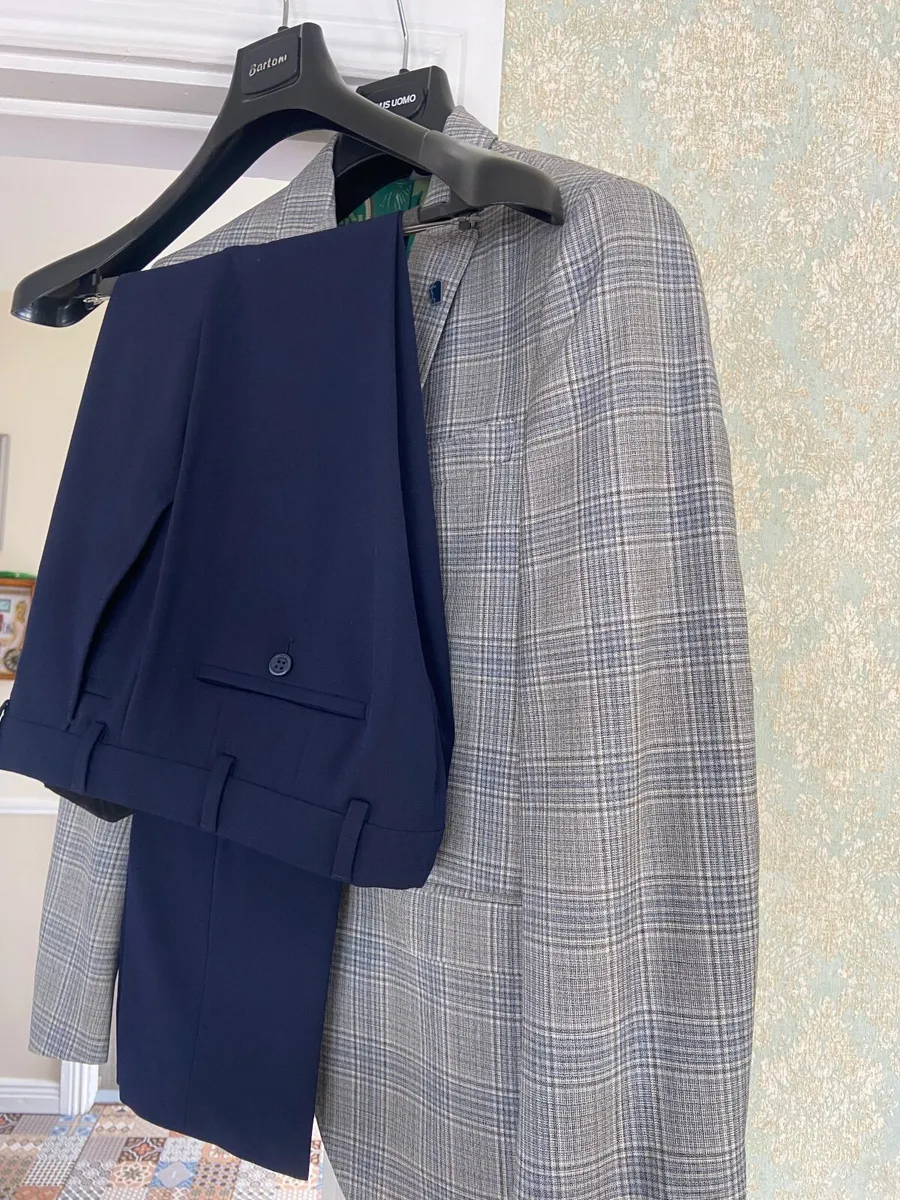 Remus Uomo Two-Piece Suit Jacket 36/Trousers 32R - Image 3