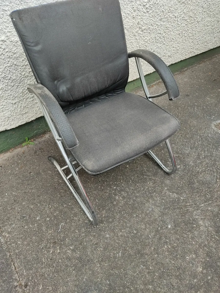 Office Chair - Image 1