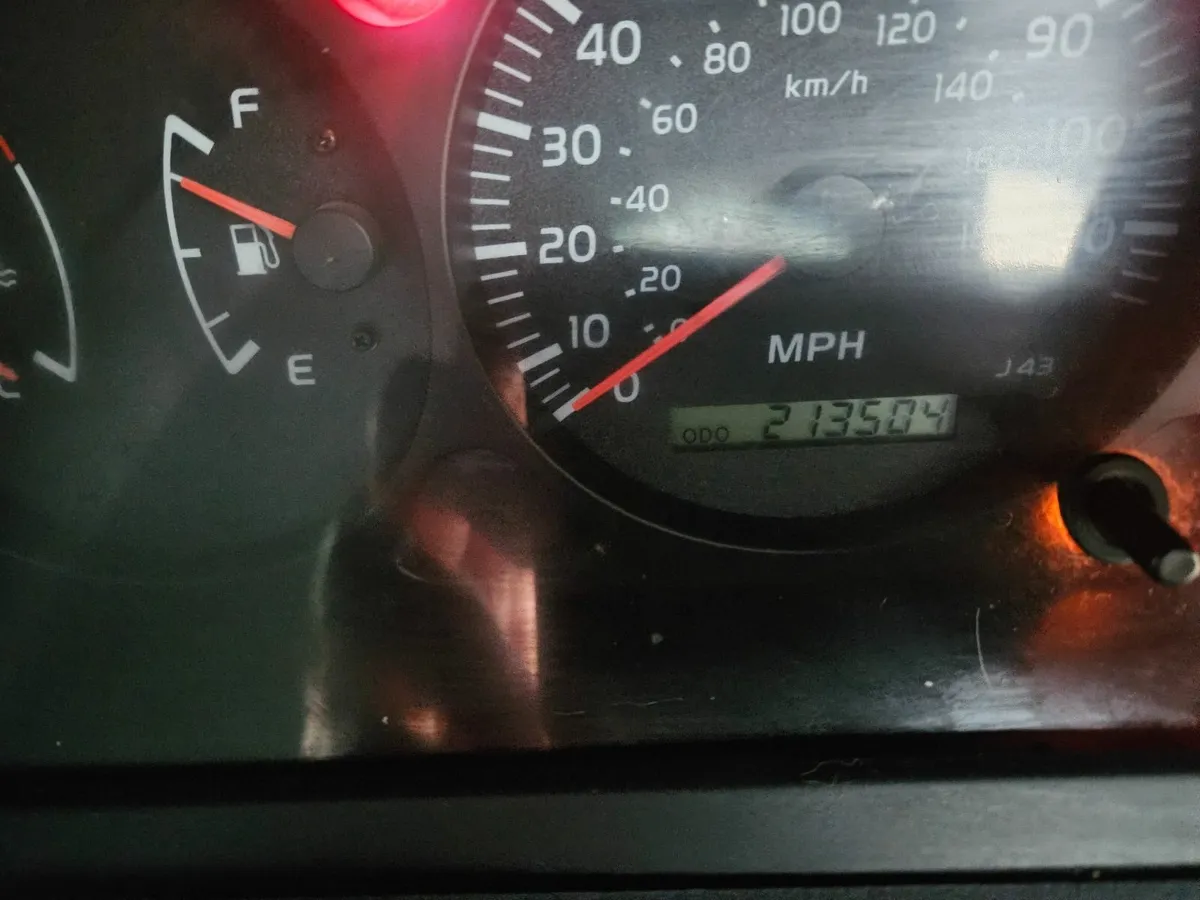 Toyota Land Cruiser 2000 swb - Image 4