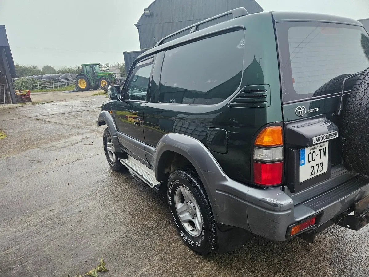 Toyota Land Cruiser 2000 swb - Image 1