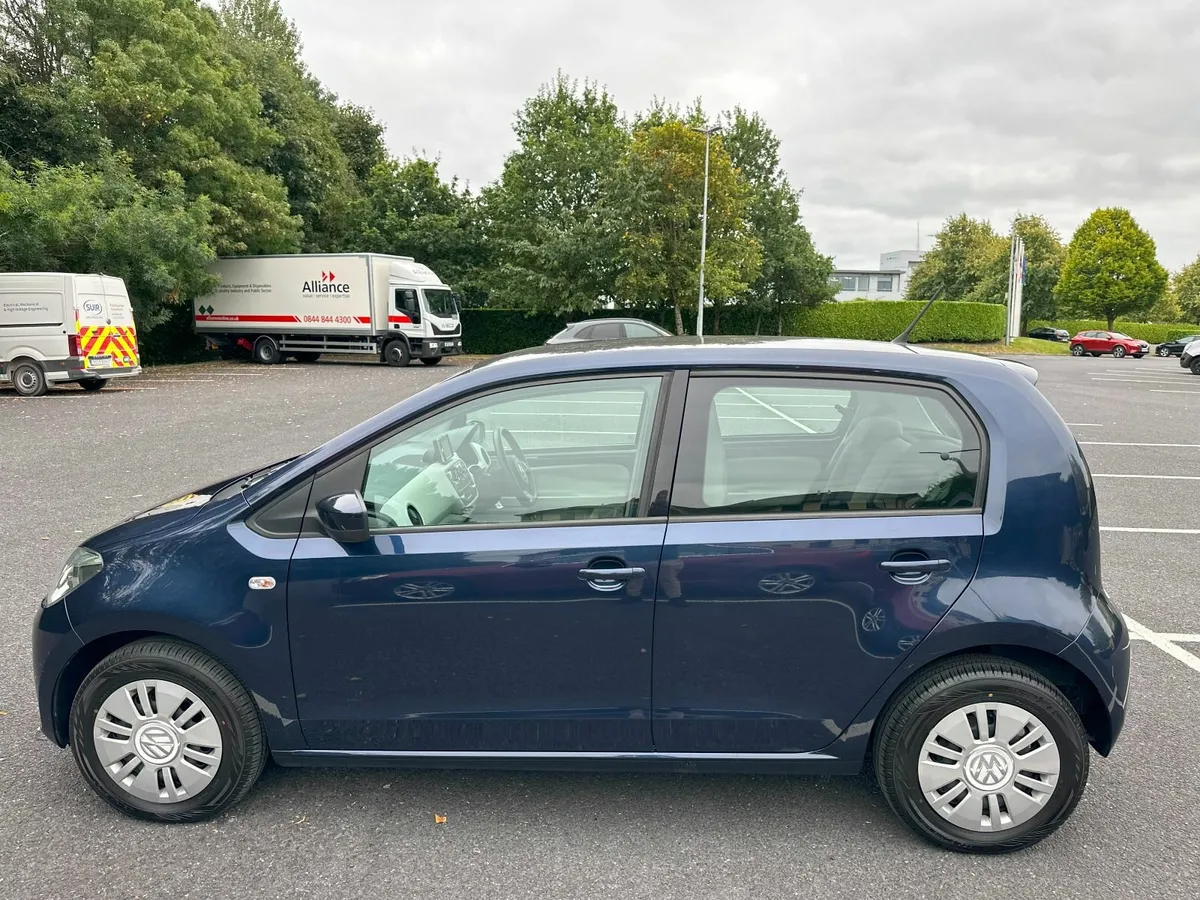 Volkswagen up! 2014 Automatic, Low Milage - Image 4