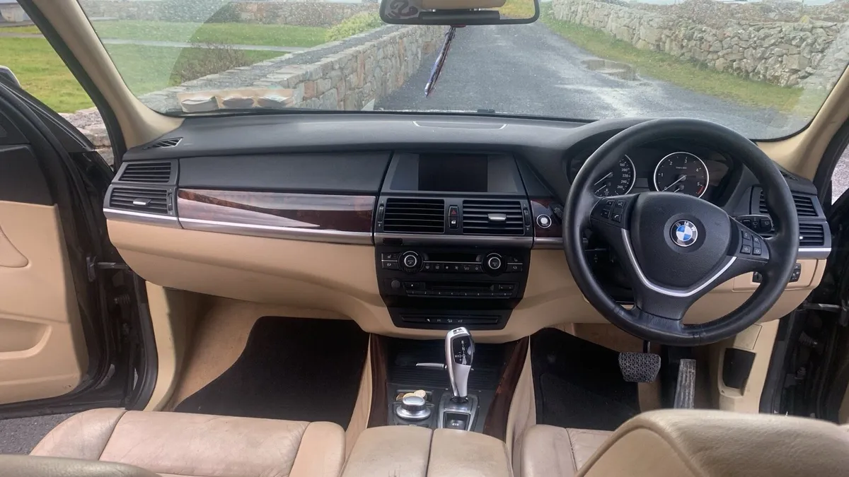 Bmw x5 - Image 4