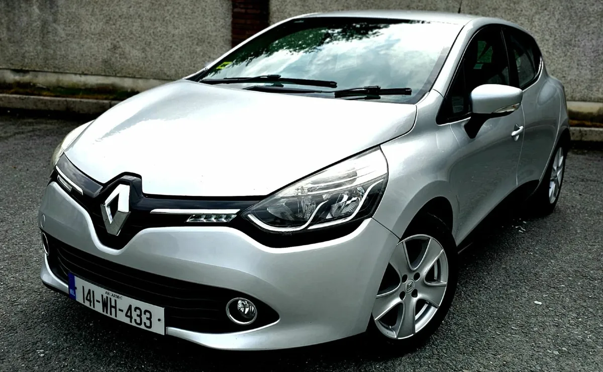 2014 Clio, high spec, new NCT, service history - Image 1