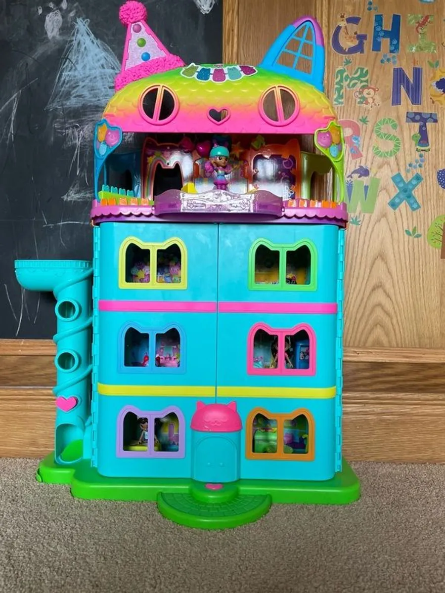 Toy's - Image 4