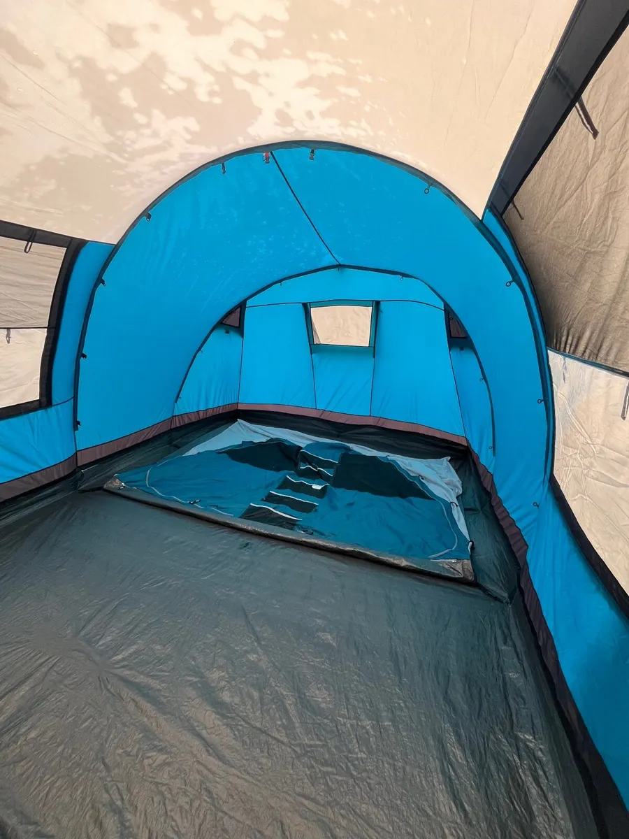 Royal Brisbane 8 Man Tent - Image 4