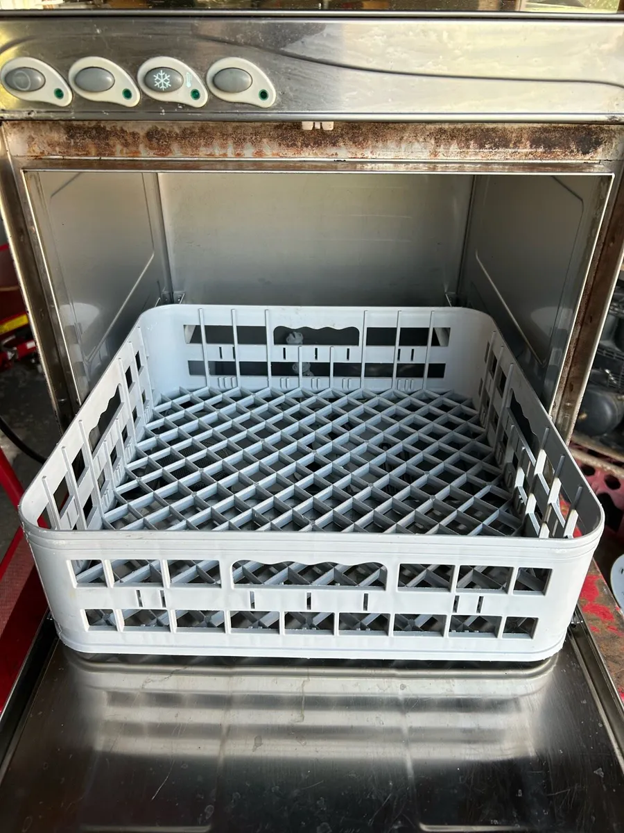 Glasswasher - Image 3