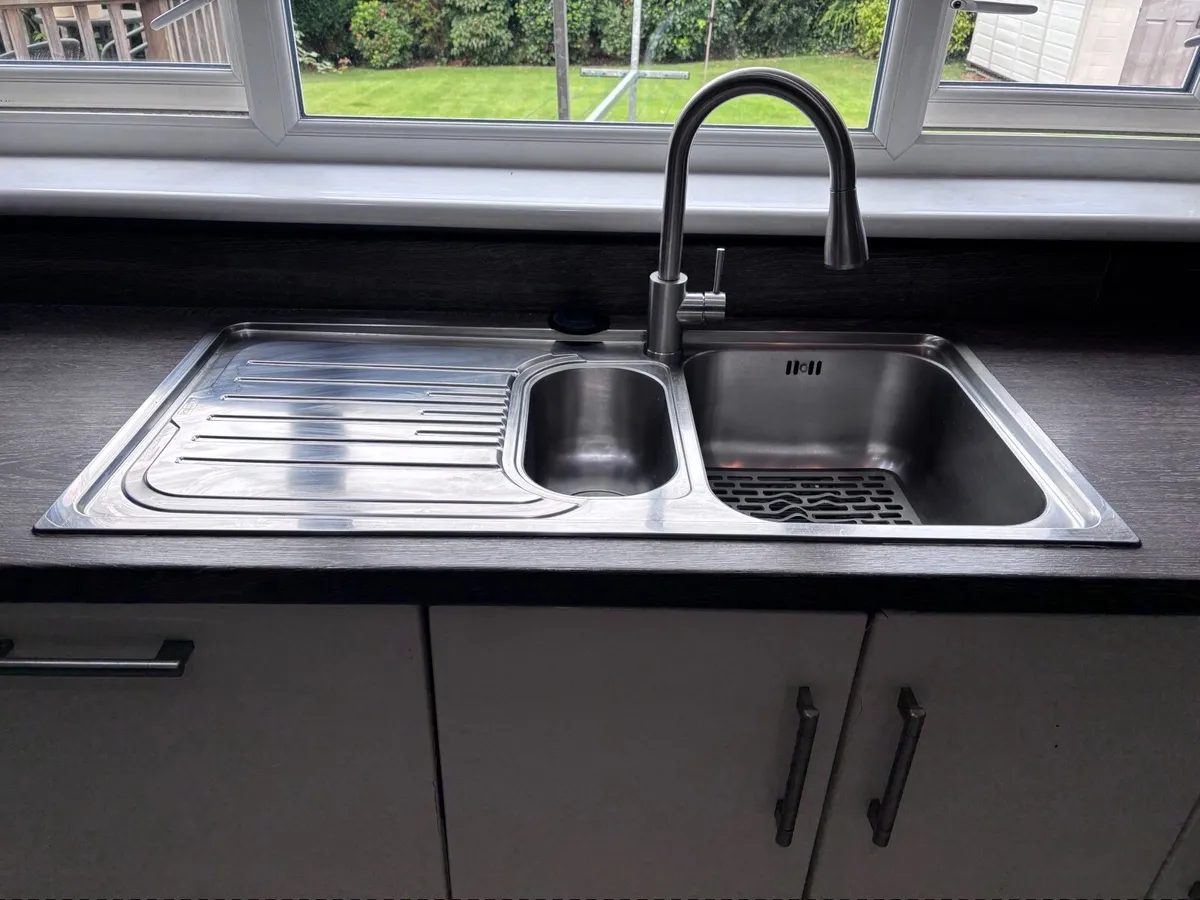 Kitchen - Image 2
