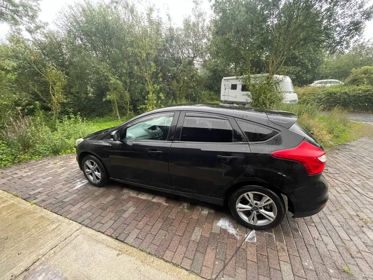 Ford Focus 2012 - Image 4