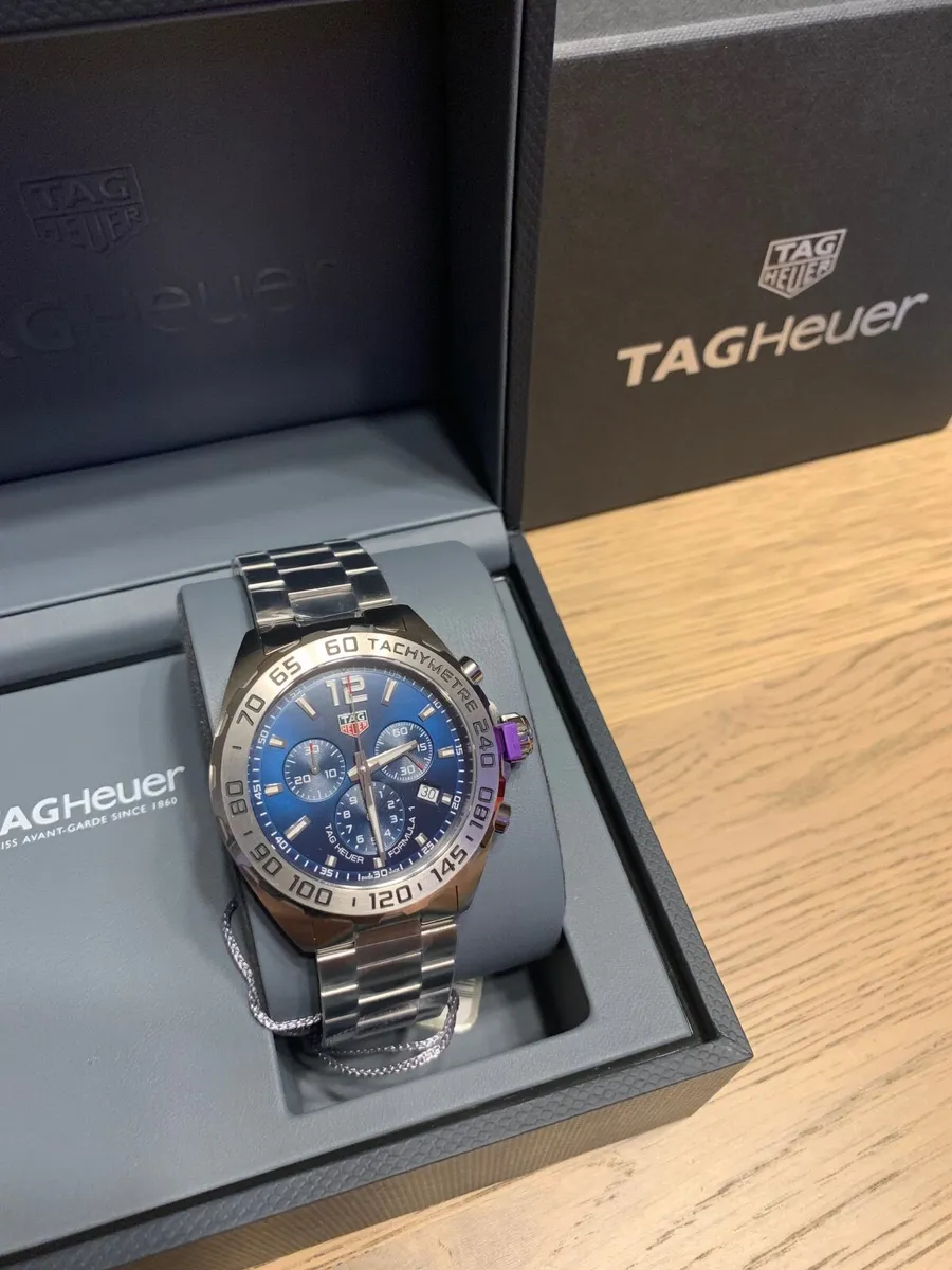 Men watch - Image 3