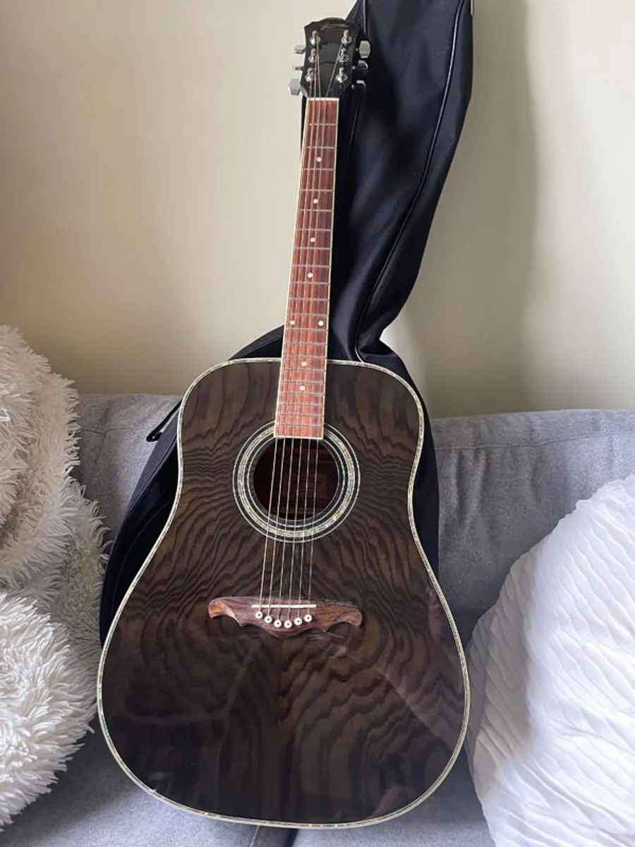 Acoustic guitar + Gig Bag - Image 1