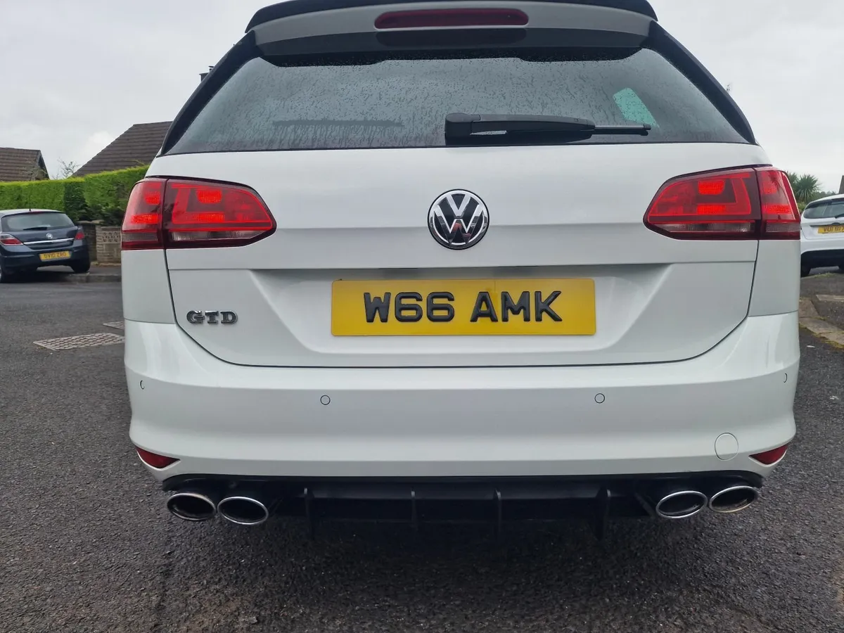 VOLKSWAGEN GOLF GTD - Image 3