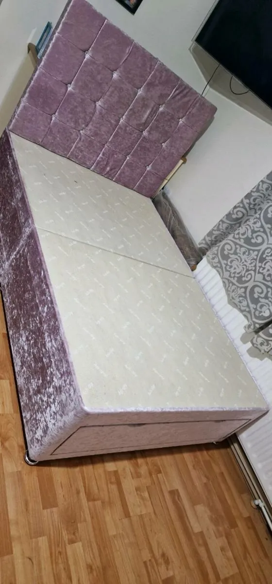Bed with matrass - Image 3