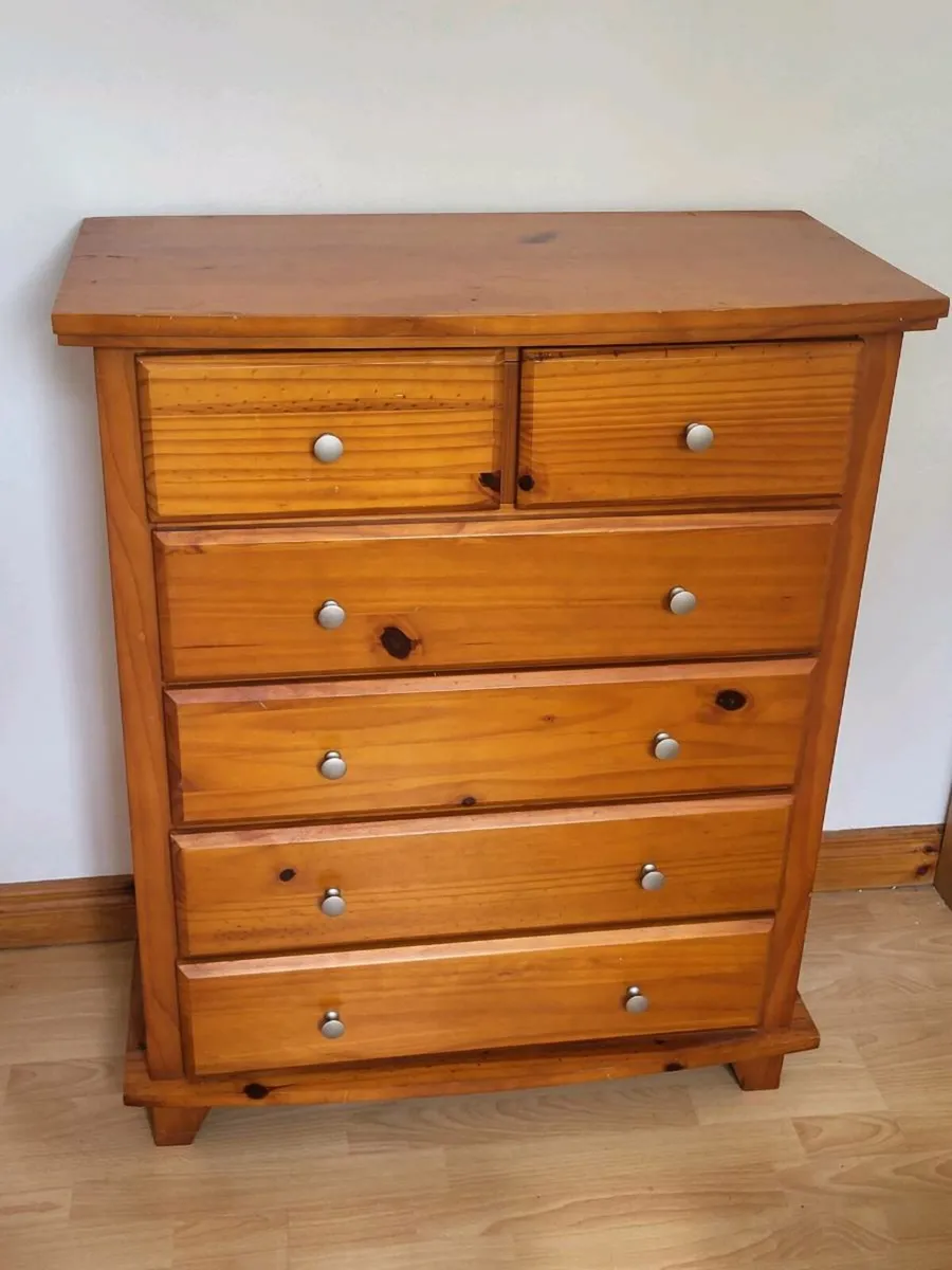 Chest of drawers - Image 1