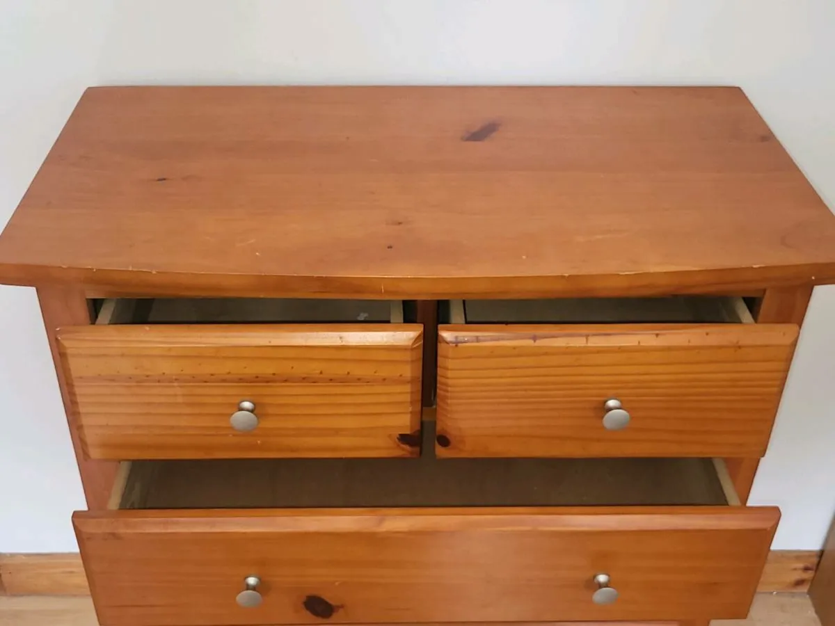 Chest of drawers - Image 2