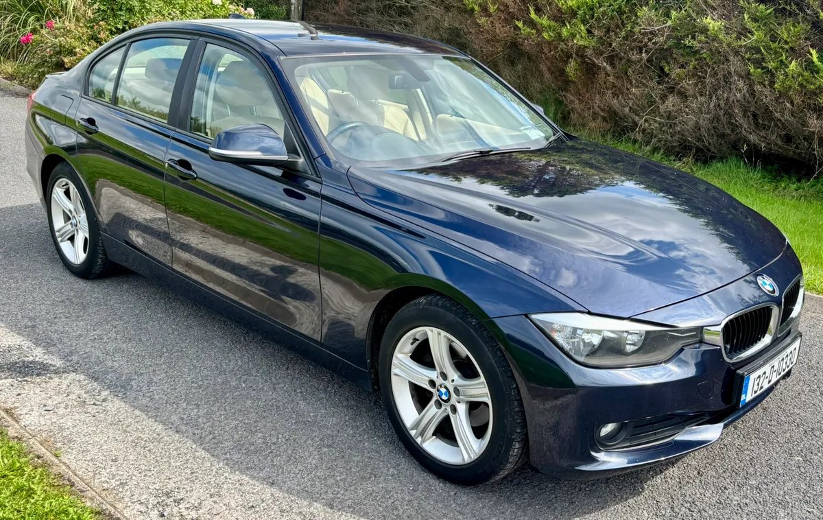 2013 BMW 3 SERIES AUTOMATIC IMMACULATE - Image 3