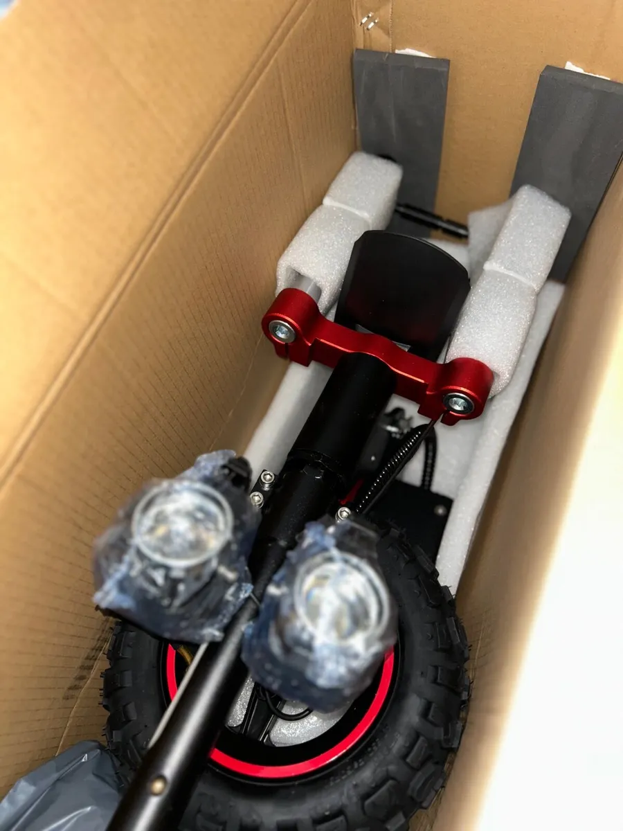 iScooter iX5s 1000w boxed | Belfast - Image 2