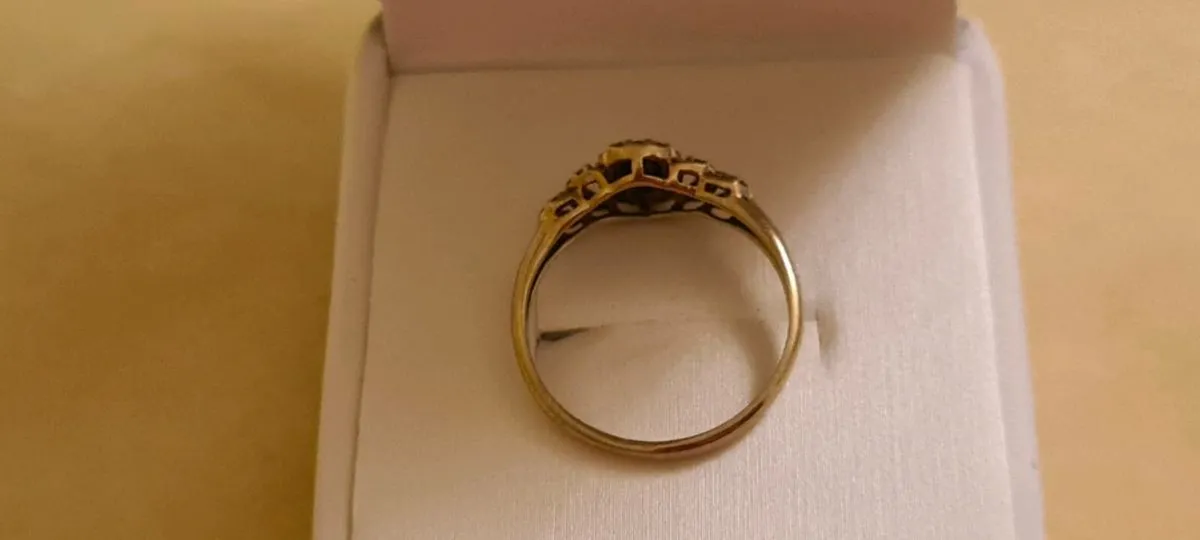 A Sapphire And Diamond Ring - Image 3