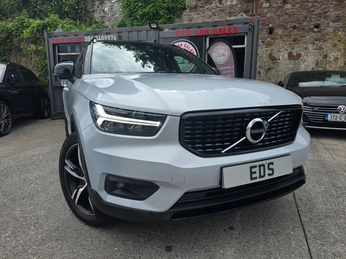 Volvo XC40 T5 R-DESIGN RECHARGE 262 Bhp 2020 (201) - Image 2