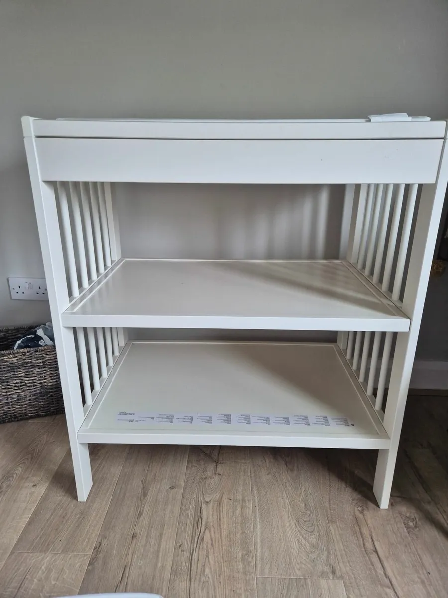 Ikea changing table and mat - Image 1
