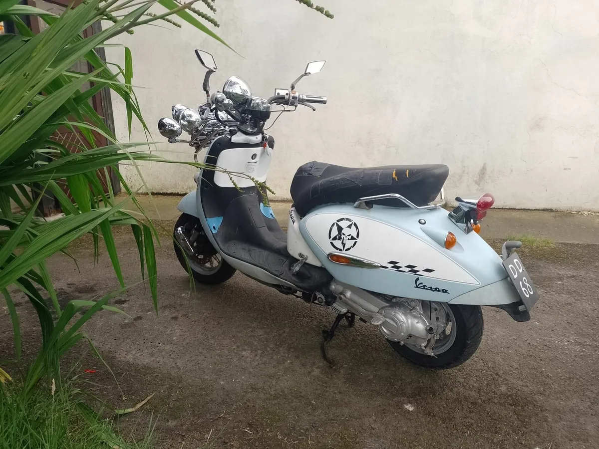 Aprilia Other 2001 - Image 2