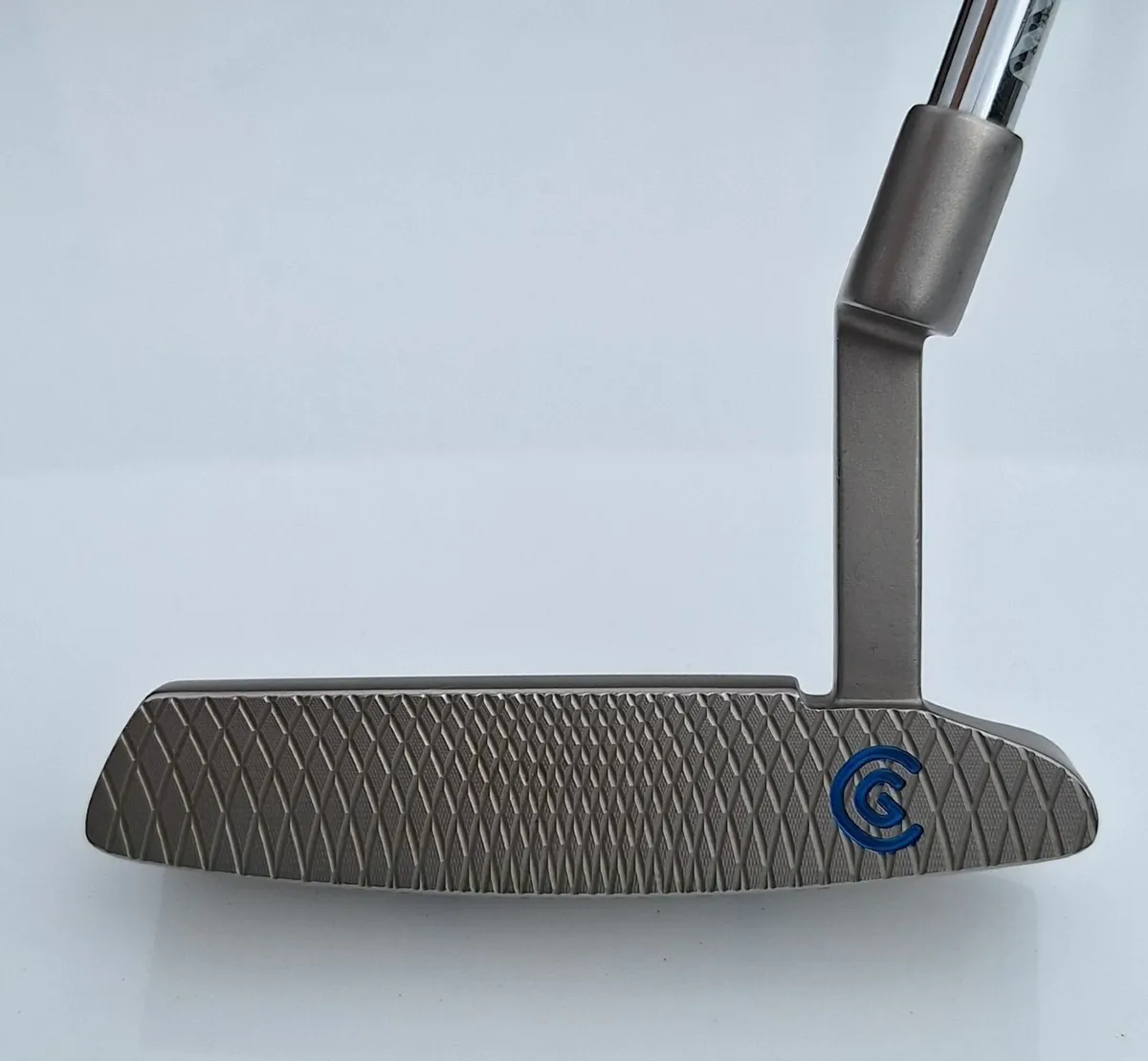 Cleveland Huntington Beach Soft 4 putter. - Image 4