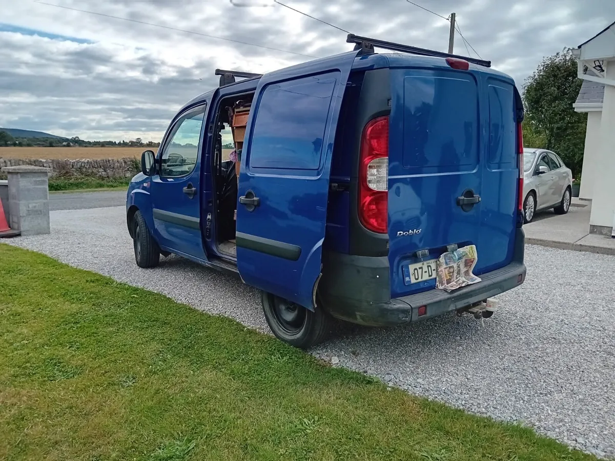Fiat Doblo 2007 Van Multijet 1.25l - Image 2