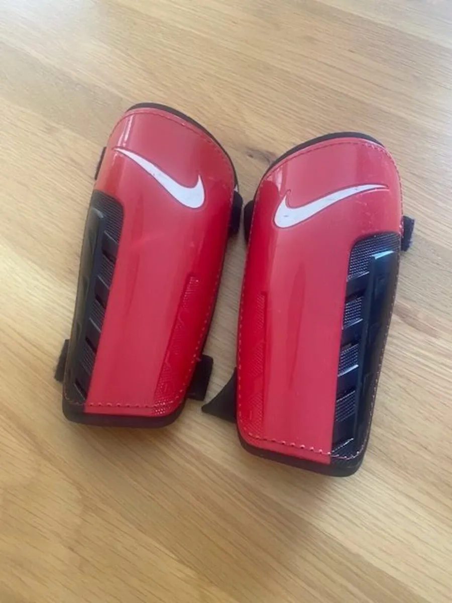 Sports Shoes - Image 1