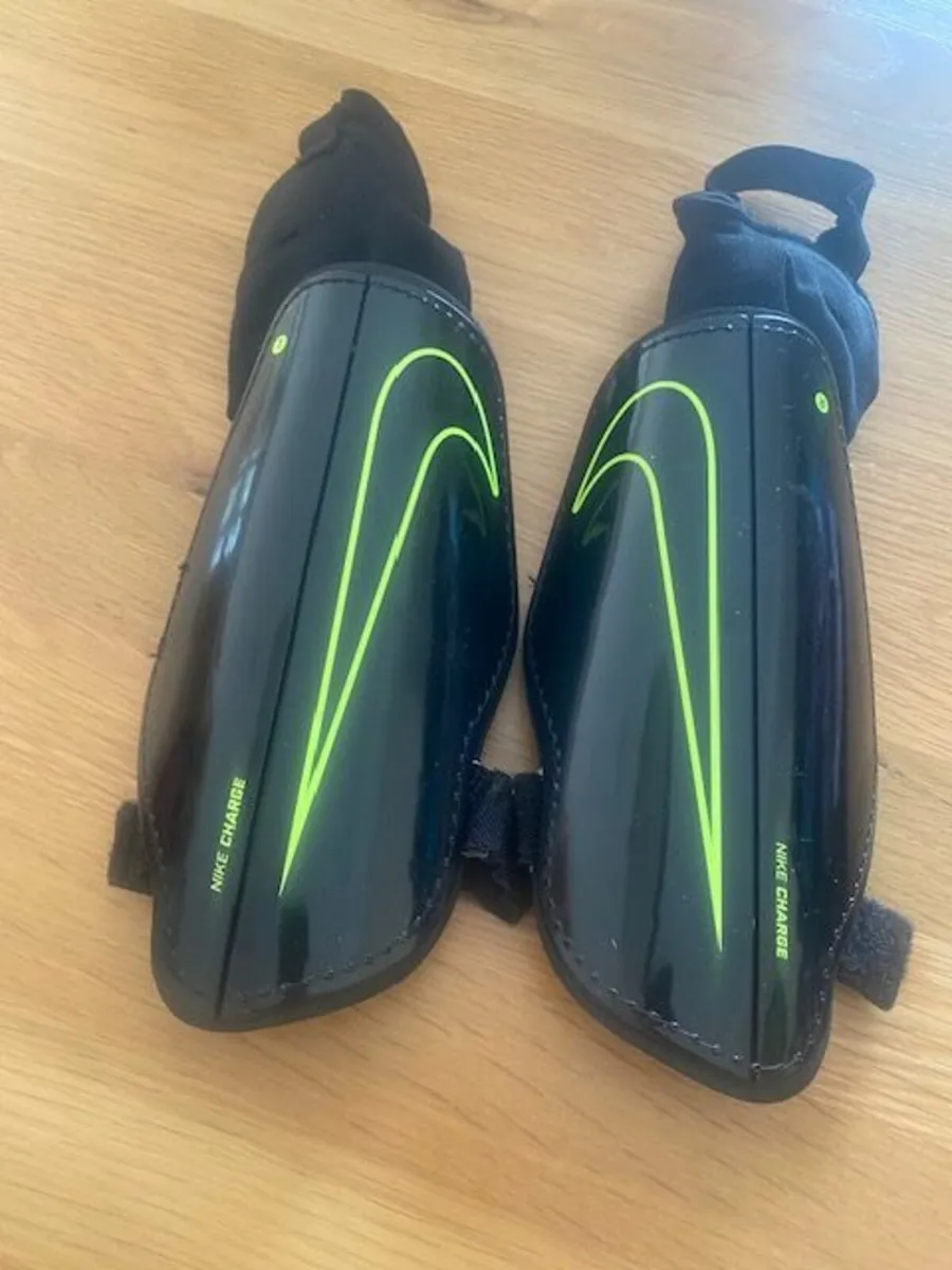 Sports Shoes - Image 2
